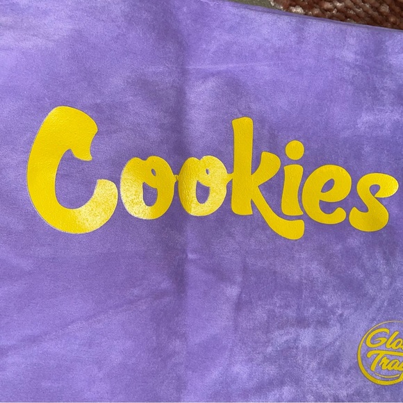 Cookies Velour Drawstring Bag - Picture 3 of 5